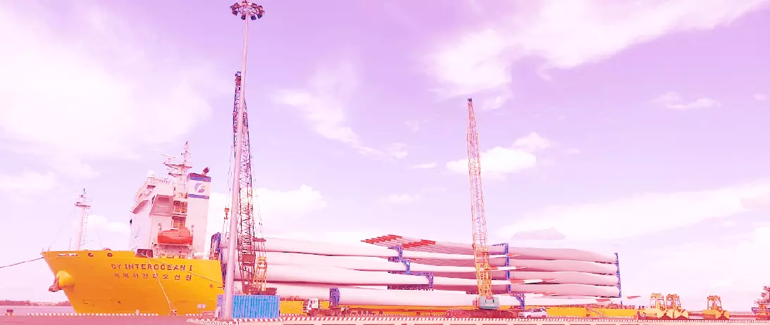 Hình ảnh dự án giám sát an toàn hàng hải cho dự án Nhà máy Điện gió Hòa Bình 5.