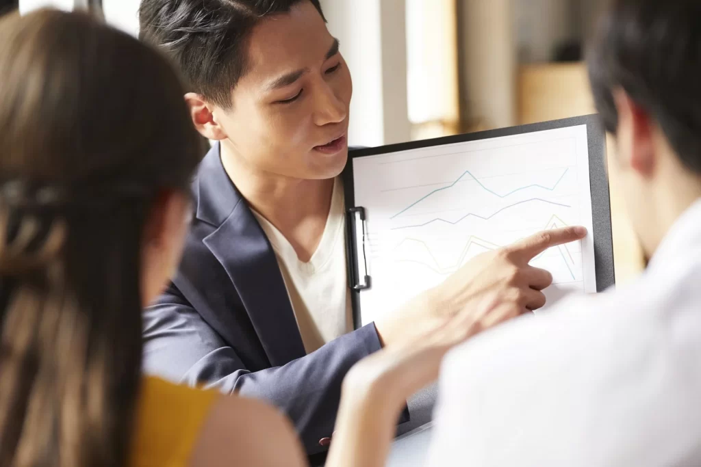 EIC tuyển dụng nhân viên kinh doanh trụ sở chính thành phố Hồ Chí Minh.