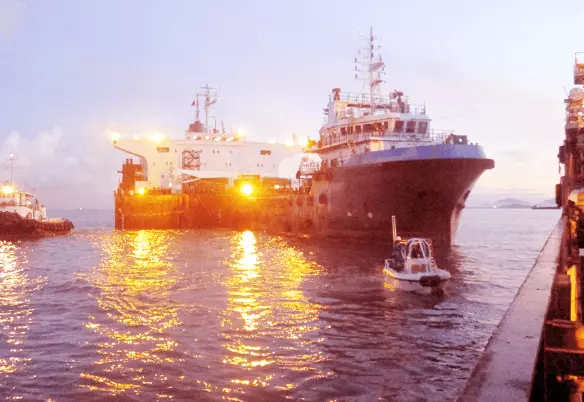 EIC giới thiệu dịch vụ giám định tổn thất hàng hải các loại tàu, xà lan, hàng hoá trên tàu.