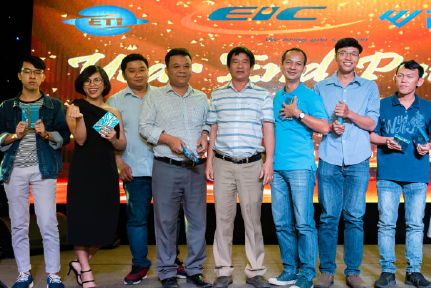 Hình ảnh các nhân viên Công ty Cổ phần Giám Định Năng Lượng Việt Nam (EIC).