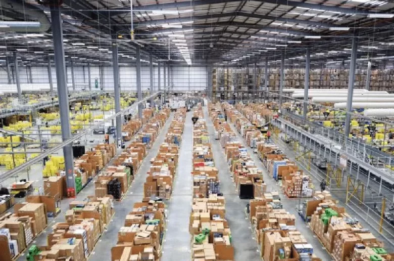 Hình ảnh kho chứa hàng minh hoạ dịch vụ giám định tổn thất tài sản kỹ thuật của công ty EIC.