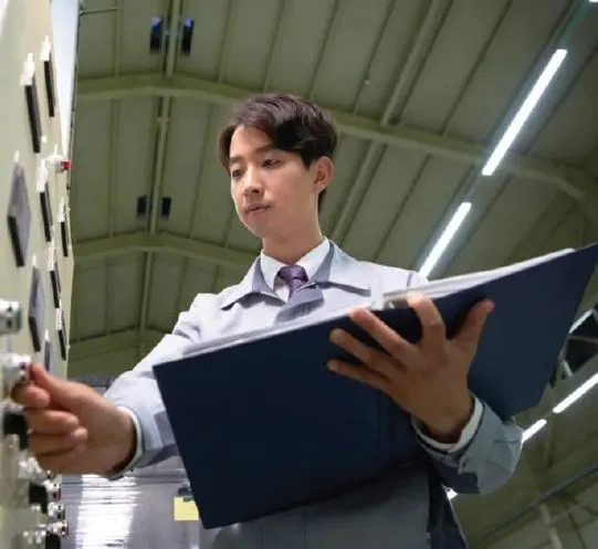 Hình ảnh minh hoạ dịch vụ kiểm định, hiệu chuẩn các Tàu chứa Dầu, Xà Lan của công ty EIC.