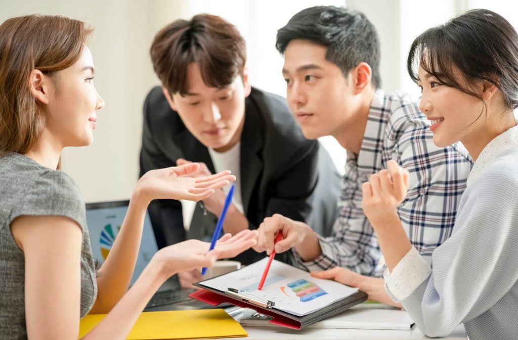 tuyen-dung-kinh-doanh-EIC (2)