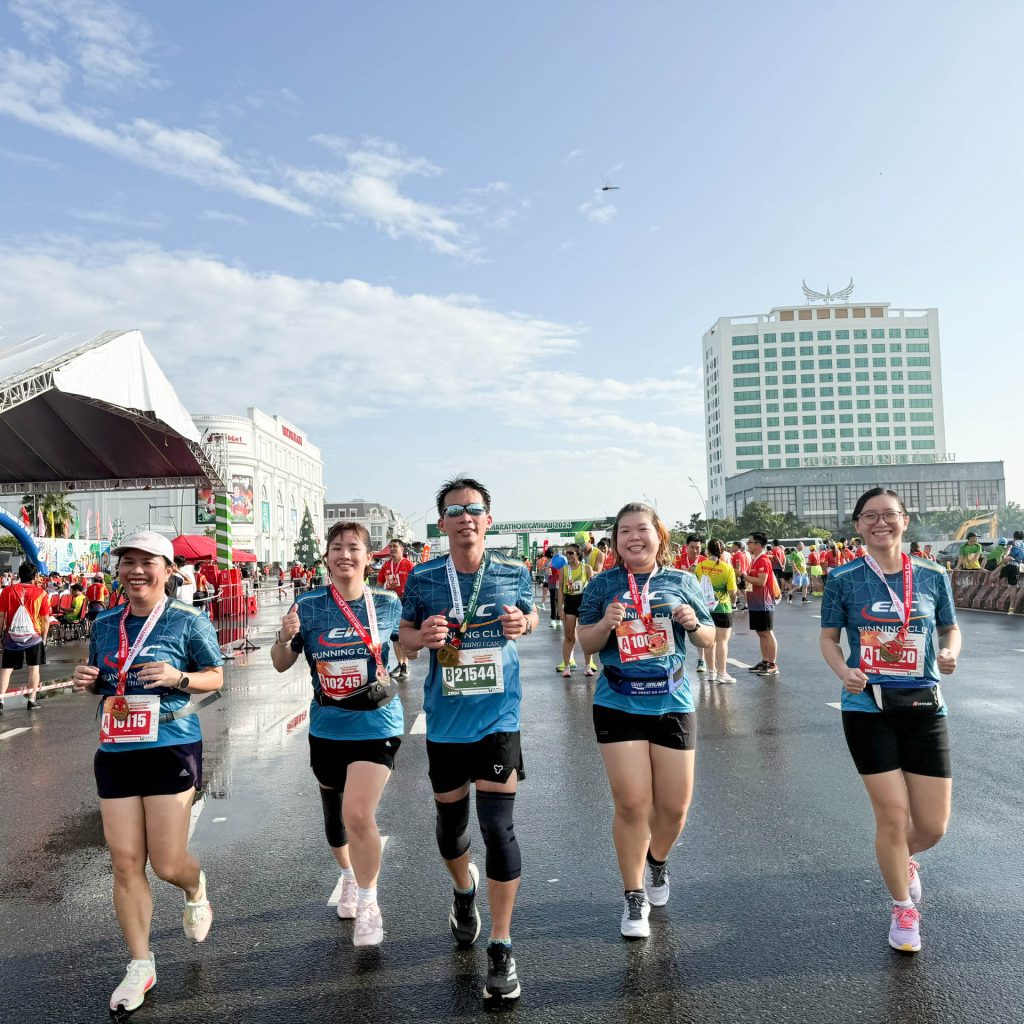 Vận động viên EIC tham gia giải Marathon Cà Mau 2024