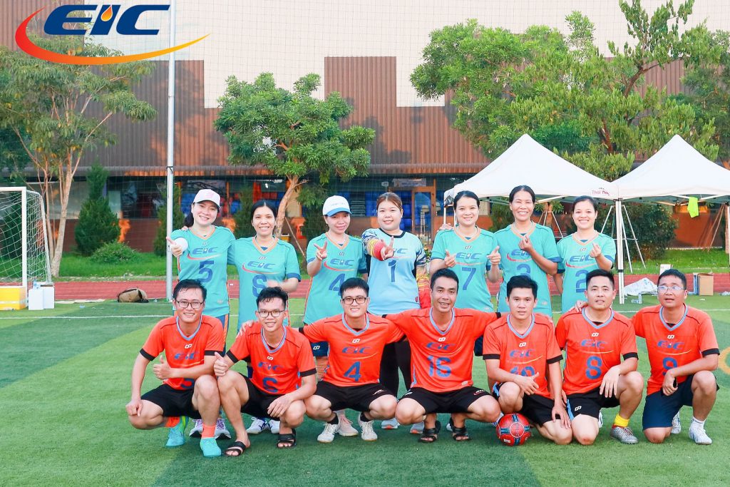 Đội bóng đá và bóng chuyền của EIC tại hội thao PVMR lần VI năm 2024